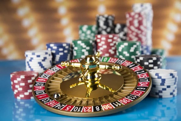 Lucky Twins mobile interface showing betting options